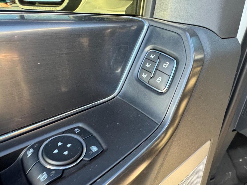 Ford F-150 Vehicle Image 18