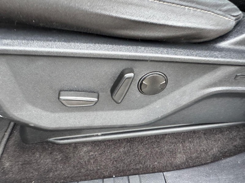 Ford F-150 Vehicle Image 16