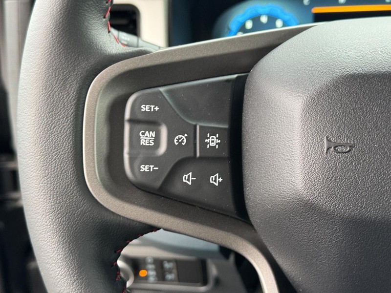 Ford Bronco Vehicle Full-screen Gallery Image 20