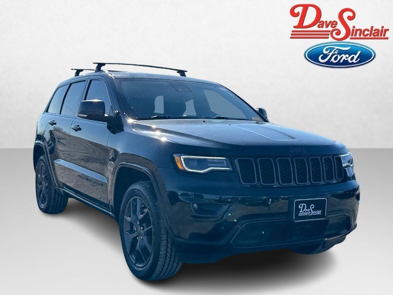 Jeep Grand Cherokee Vehicle Full-screen Gallery Image 04