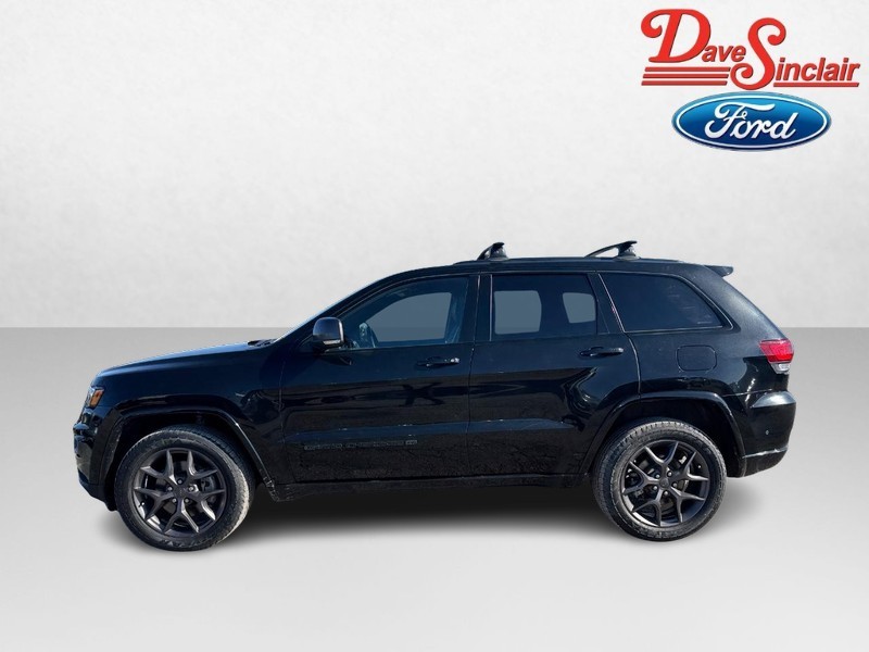 Jeep Grand Cherokee Vehicle Full-screen Gallery Image 10