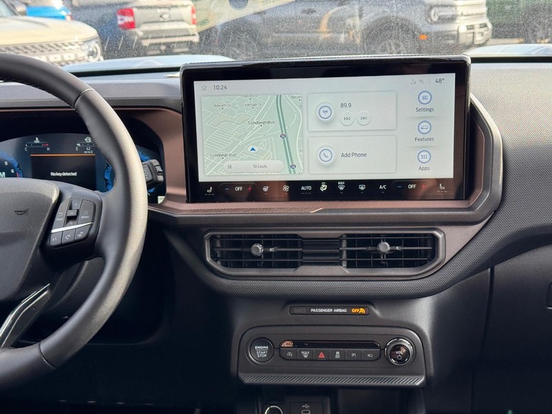 Ford Bronco Sport Vehicle Full-screen Gallery Image 16