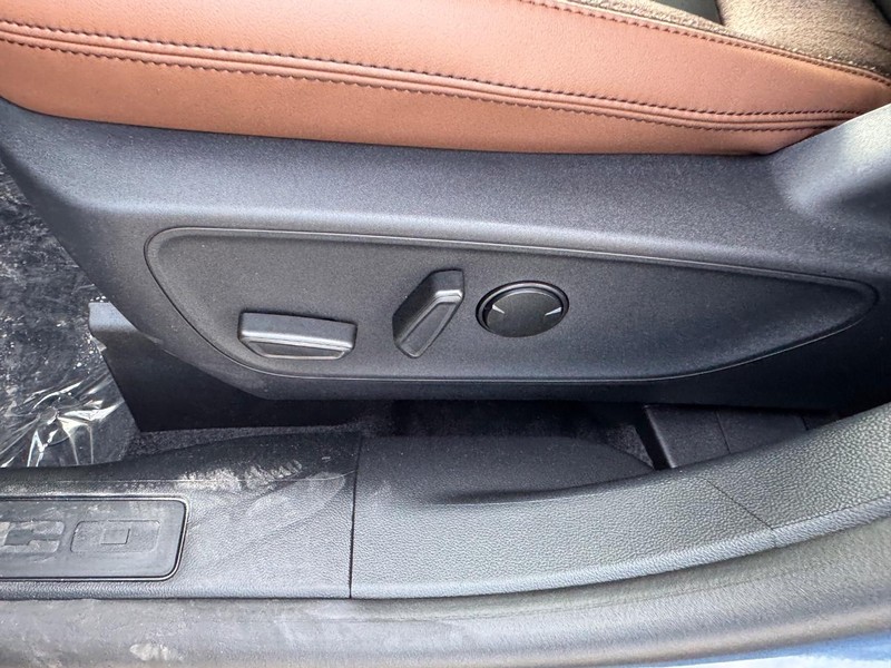 Ford Bronco Sport Vehicle Full-screen Gallery Image 20