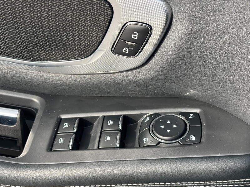 Ford Expedition Max Vehicle Image 18