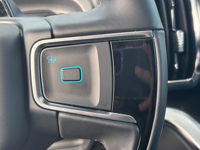 Ford Expedition Max Vehicle Image 21