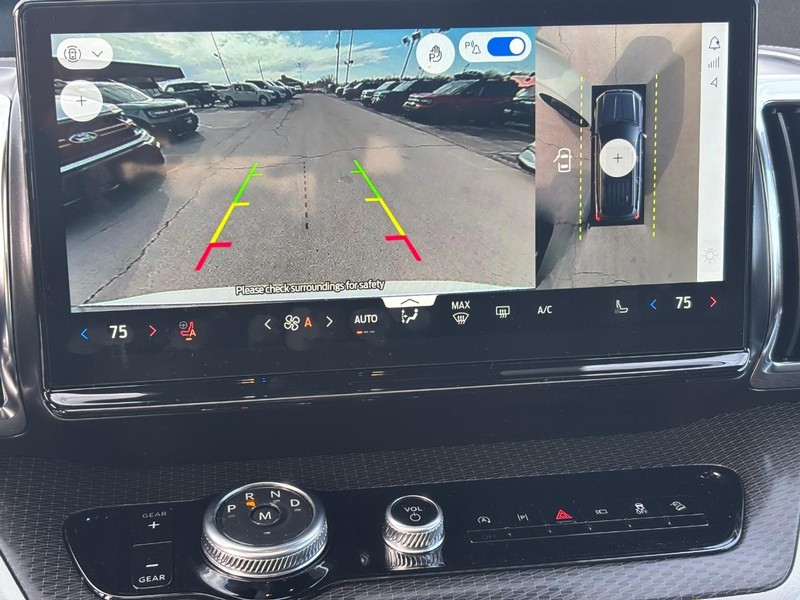 Ford Expedition Max Vehicle Image 26