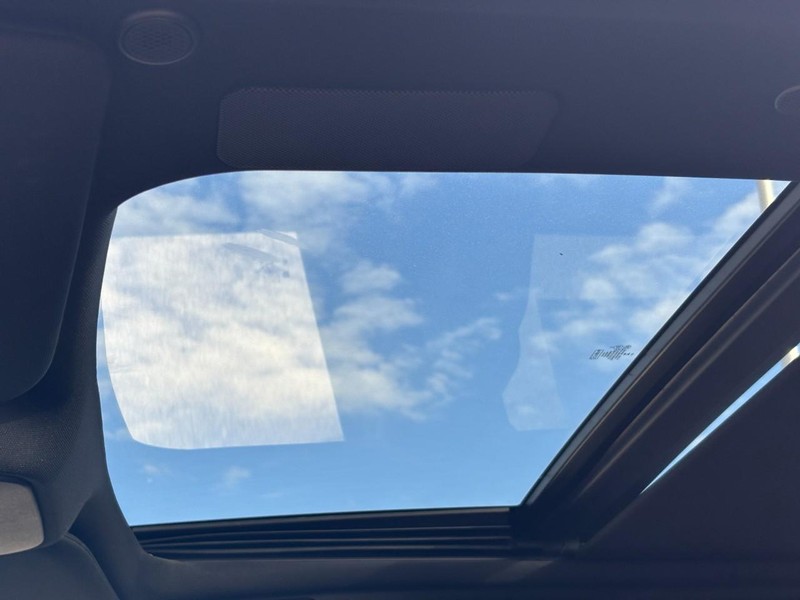 Ford Expedition Max Vehicle Image 29