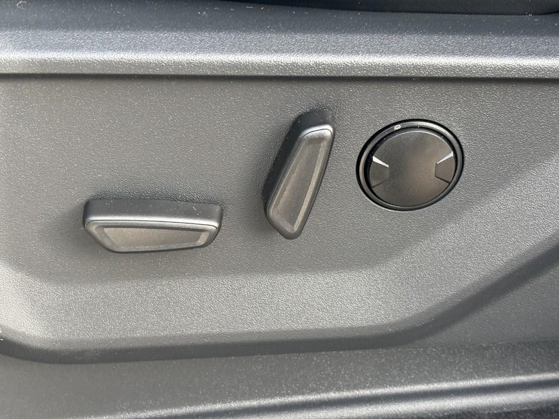 Ford Expedition Max Vehicle Image 30