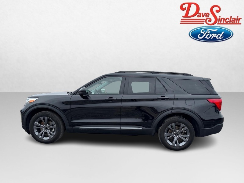 Ford Explorer Vehicle Full-screen Gallery Image 10