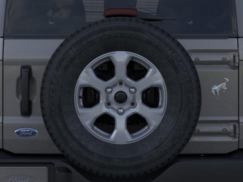 Ford Bronco Vehicle Full-screen Gallery Image 25