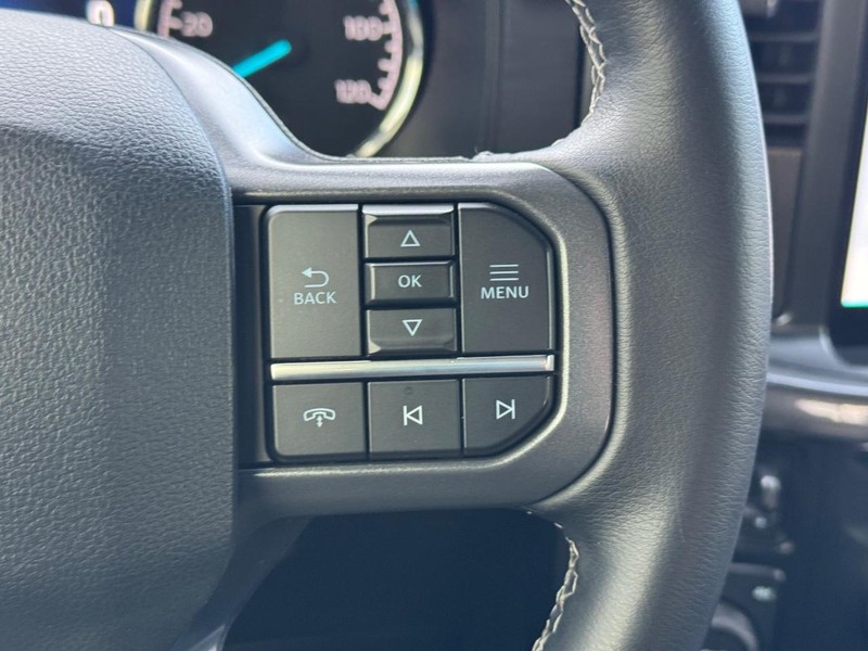 Ford F-150 Vehicle Full-screen Gallery Image 20