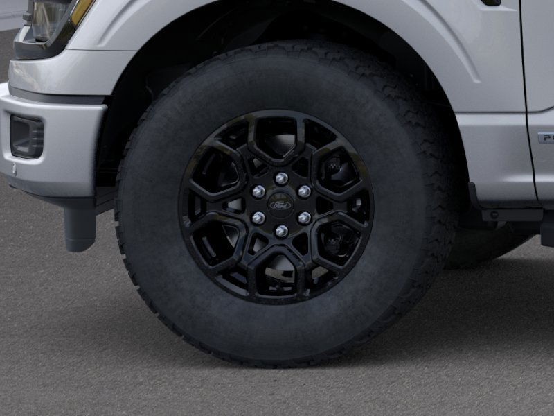 Ford F-150 Vehicle Full-screen Gallery Image 21