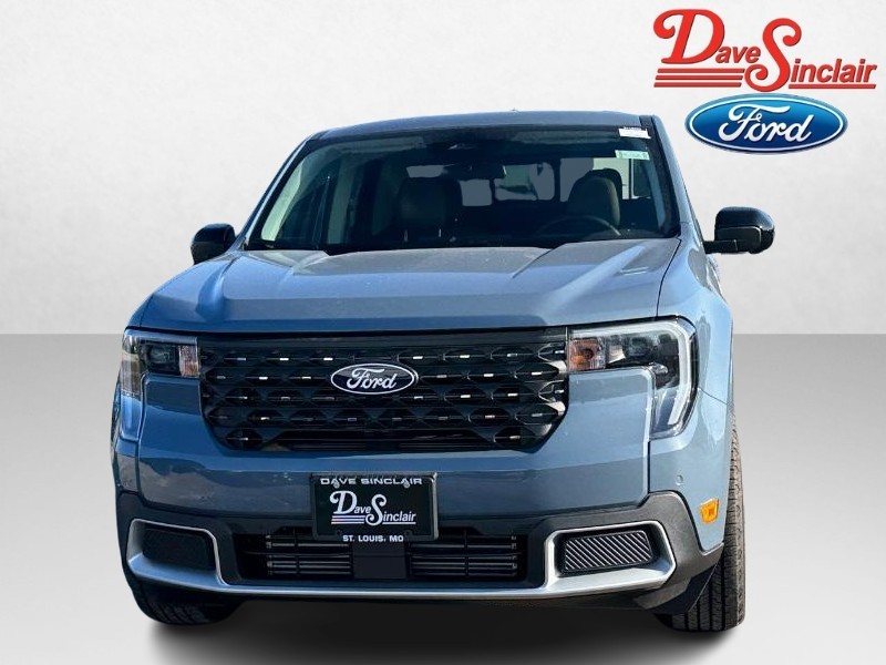 Ford Maverick Vehicle Full-screen Gallery Image 02