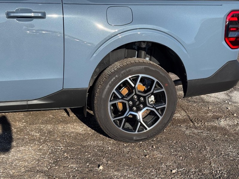 Ford Maverick Vehicle Full-screen Gallery Image 11