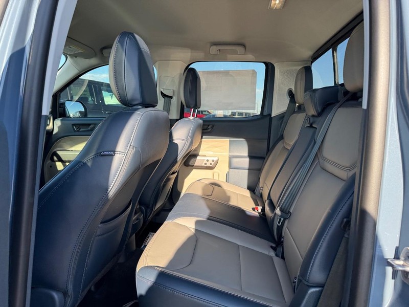 Ford Maverick Vehicle Full-screen Gallery Image 12