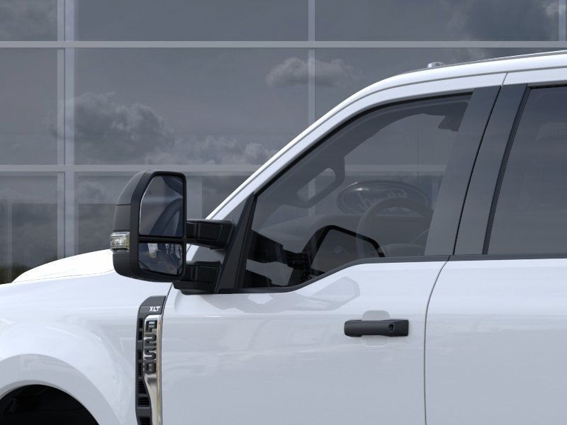 Ford Super Duty F-250 SRW Vehicle Image 22