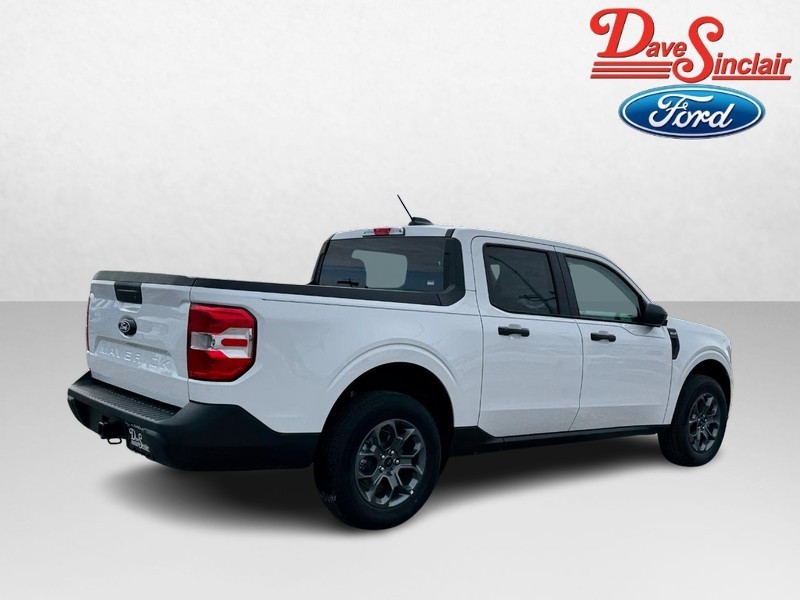 Ford Maverick Vehicle Image 07