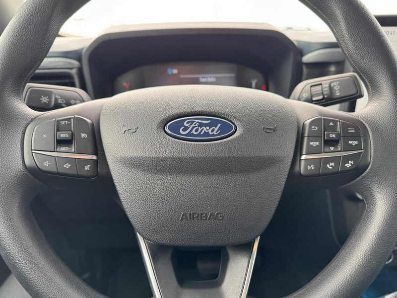 Ford Maverick Vehicle Image 20