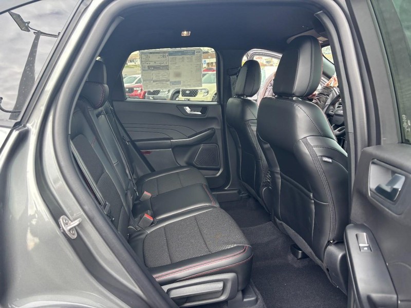 Ford Escape Vehicle Image 13