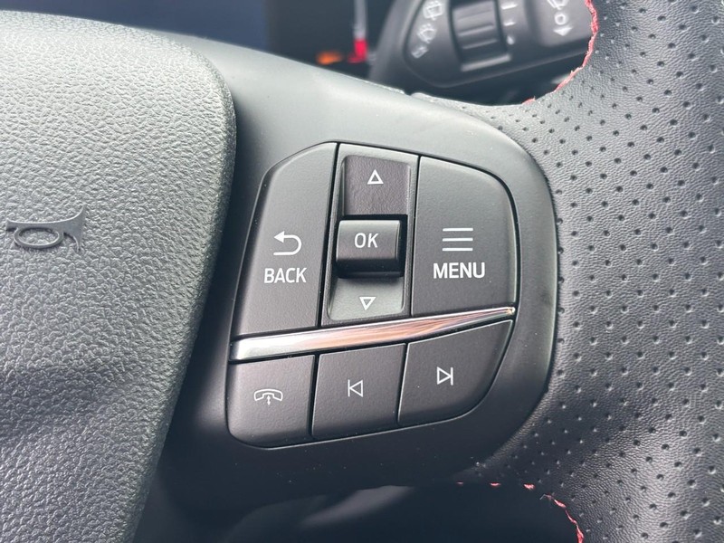 Ford Escape Vehicle Image 20