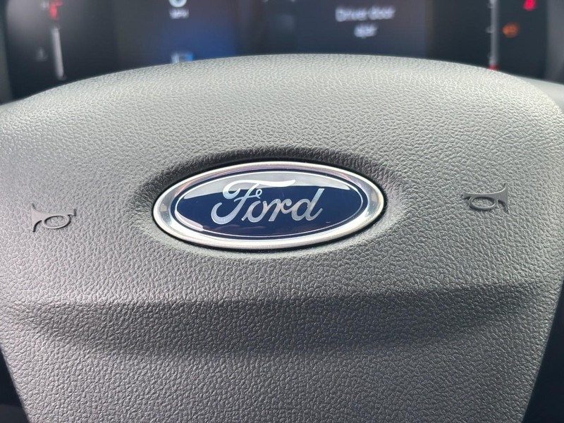 Ford Escape Vehicle Image 21