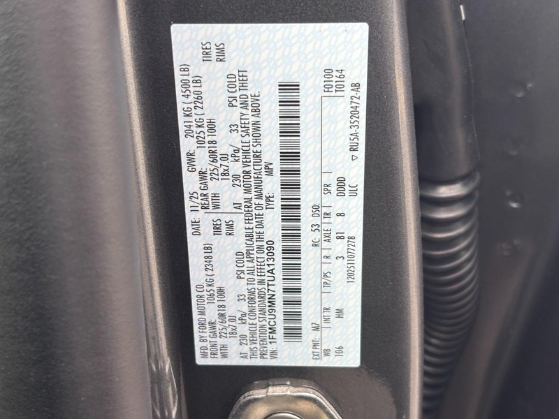 Ford Escape Vehicle Image 27