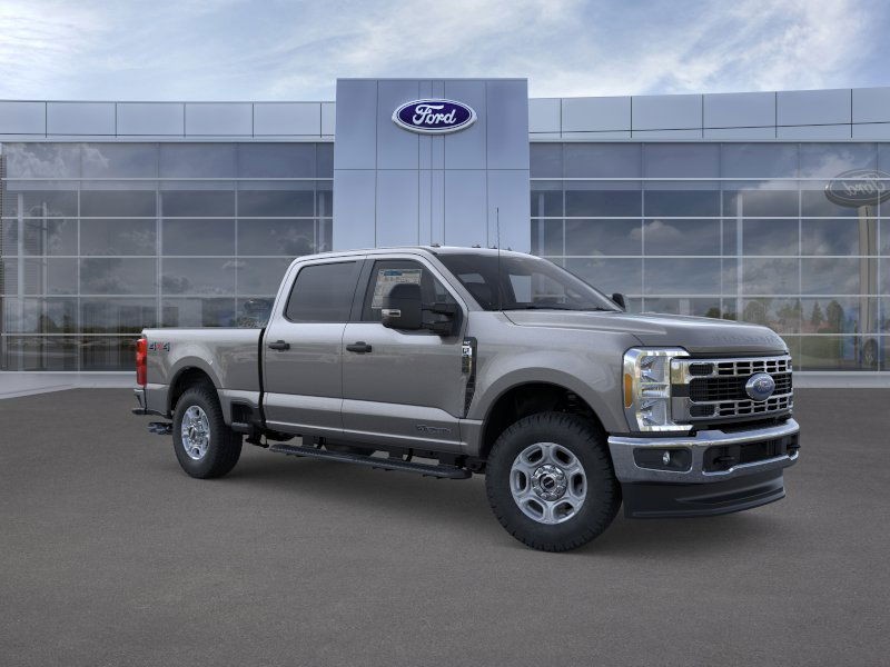 Ford Super Duty F-250 SRW Vehicle Image 09