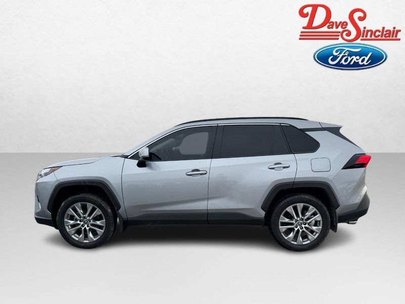 Toyota RAV4 Vehicle Image 10