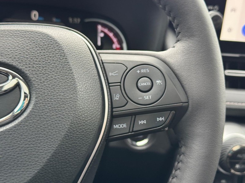 Toyota RAV4 Vehicle Image 23