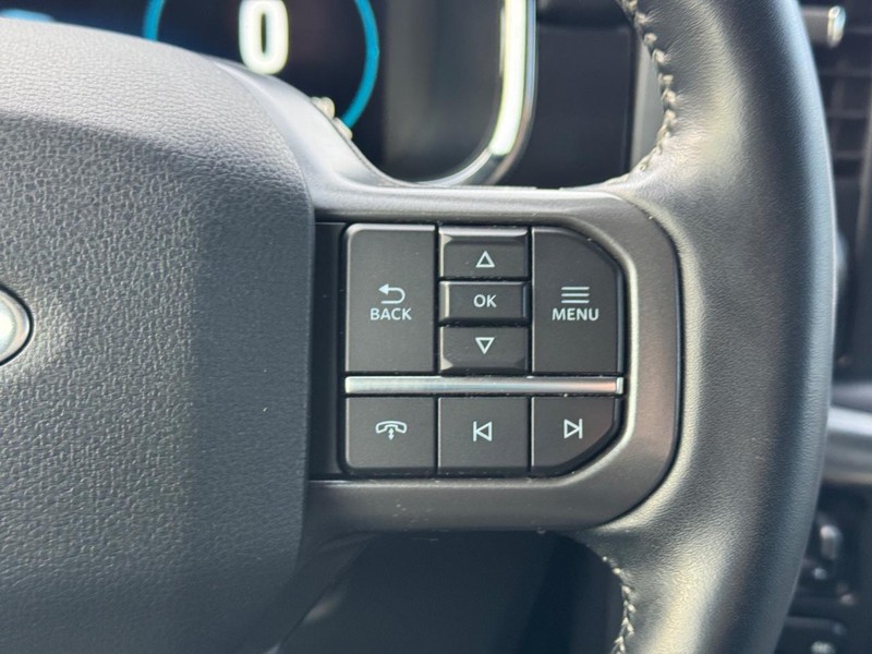 Ford F-150 Vehicle Full-screen Gallery Image 20