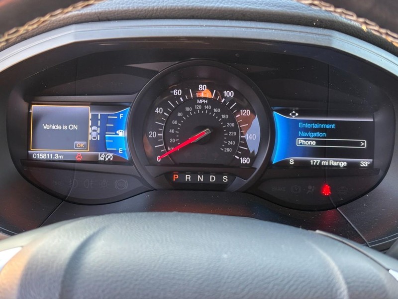 Ford Edge Vehicle Full-screen Gallery Image 22