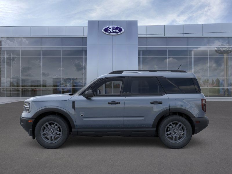 Ford Bronco Sport Vehicle Full-screen Gallery Image 04