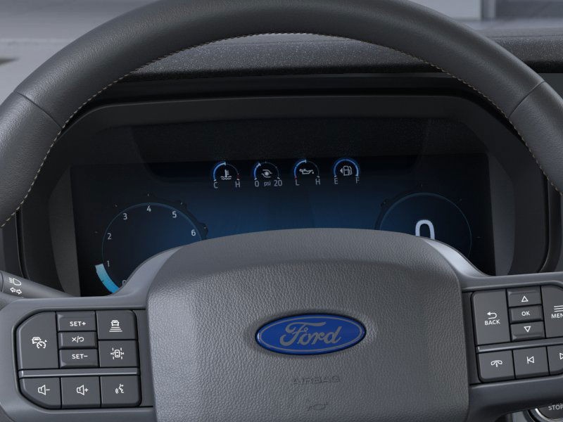 Ford F-150 Vehicle Full-screen Gallery Image 15