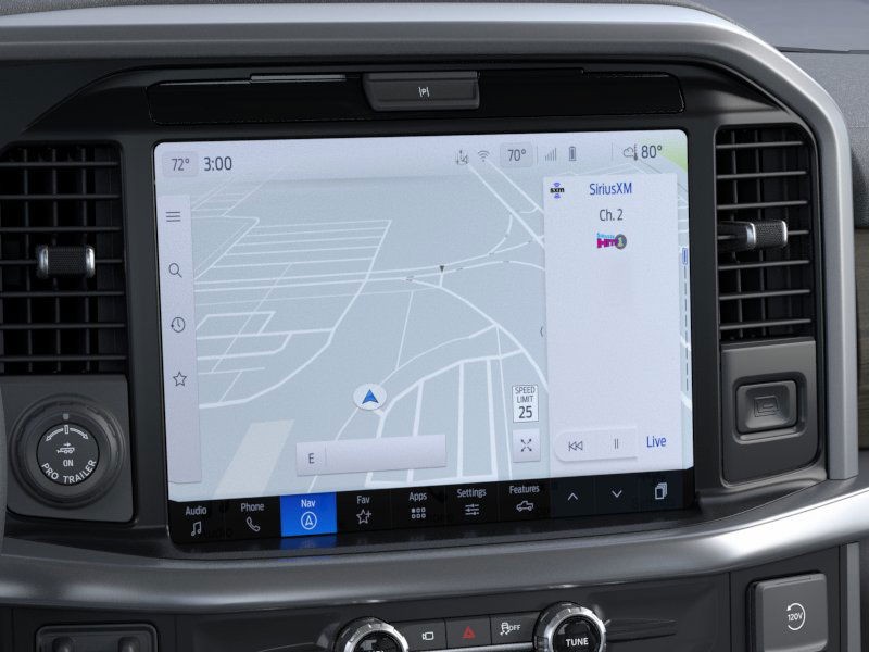 Ford F-150 Vehicle Full-screen Gallery Image 16