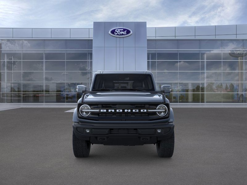 Ford Bronco Vehicle Full-screen Gallery Image 08