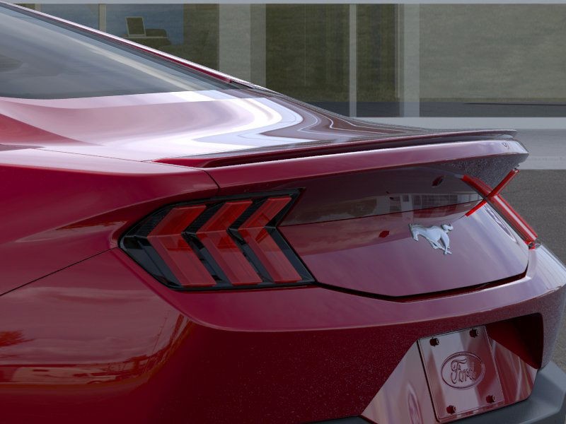 Ford Mustang Vehicle Full-screen Gallery Image 24