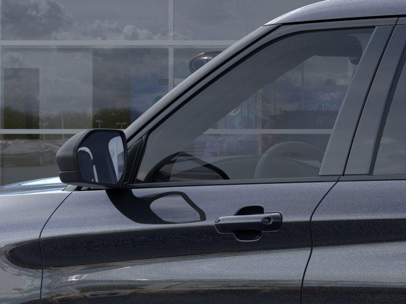 Ford Explorer Vehicle Full-screen Gallery Image 22