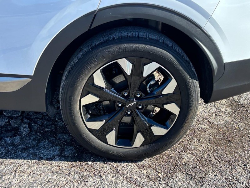 Kia Sportage Vehicle Image 11