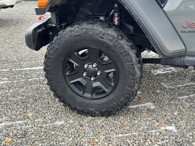 Jeep Gladiator Vehicle Full-screen Gallery Image 12