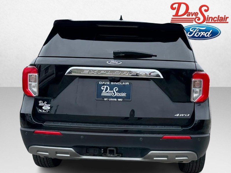 Ford Explorer Vehicle Image 08