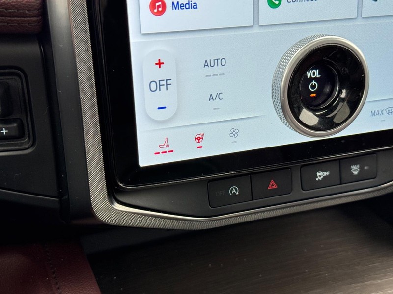 Ford Expedition Max Vehicle Image 25