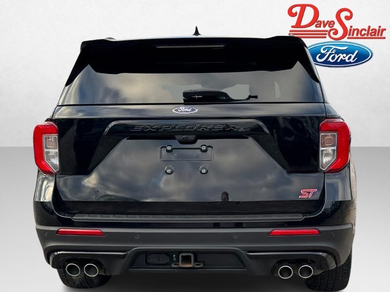 Ford Explorer Vehicle Full-screen Gallery Image 08