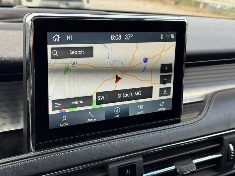 Lincoln Corsair Vehicle Full-screen Gallery Image 24