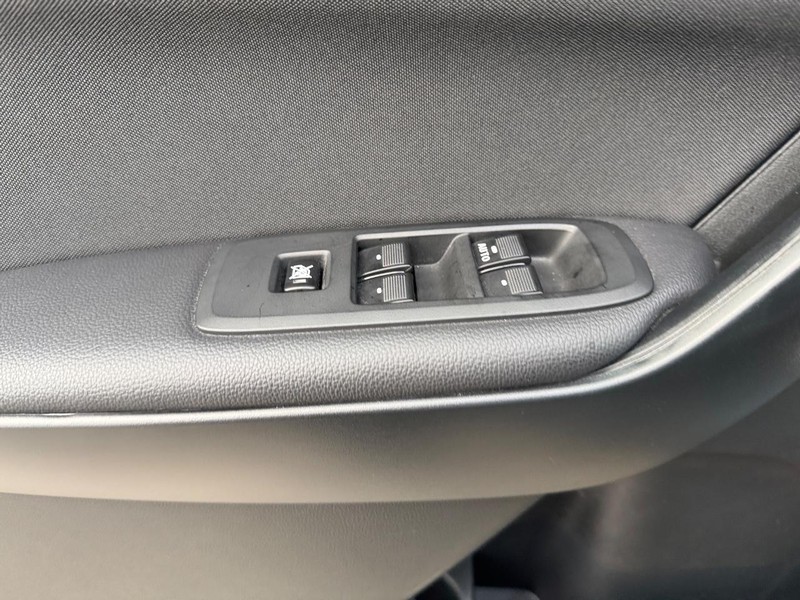 Ford Ranger Vehicle Image 17