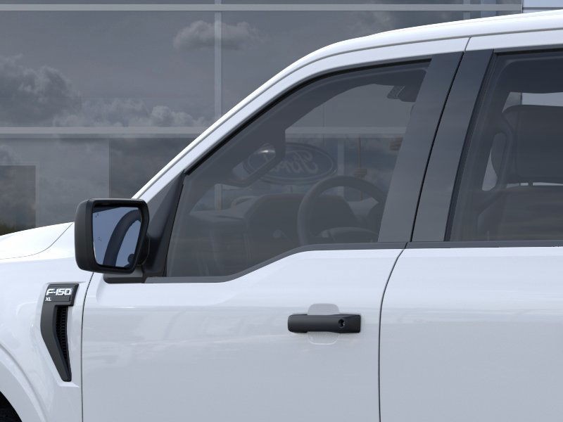 Ford F-150 Vehicle Full-screen Gallery Image 22