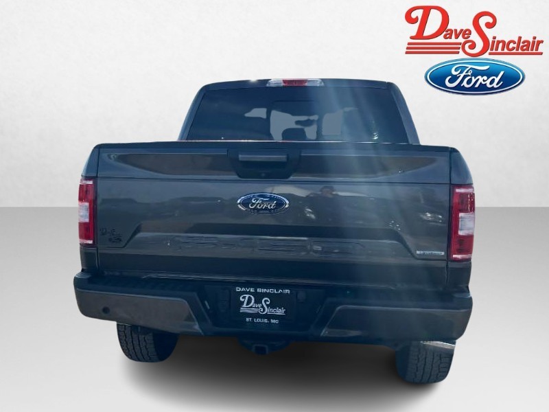 Ford F-150 Vehicle Full-screen Gallery Image 08