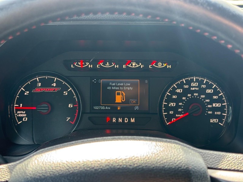 Ford F-150 Vehicle Full-screen Gallery Image 22