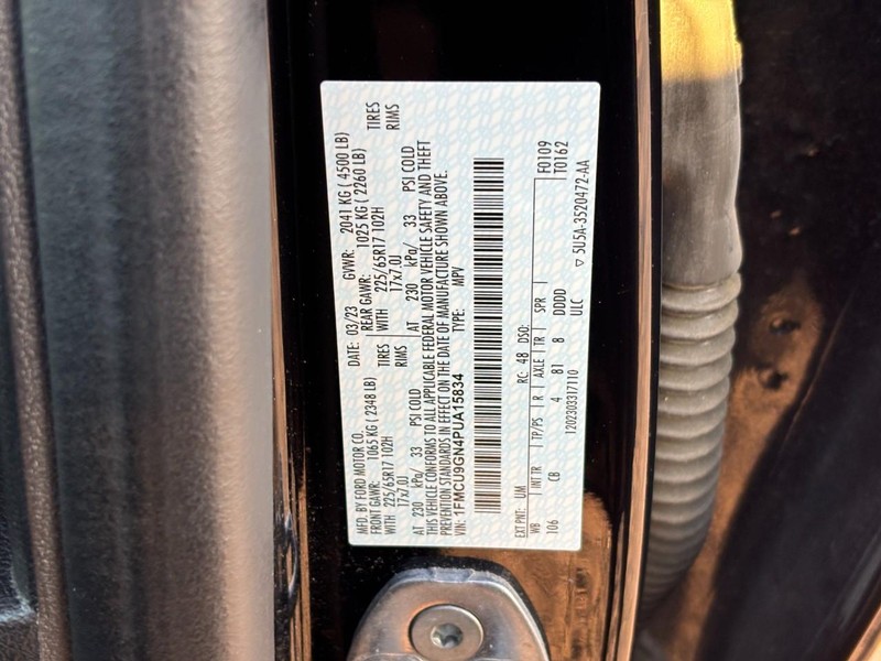 Ford Escape Vehicle Image 27