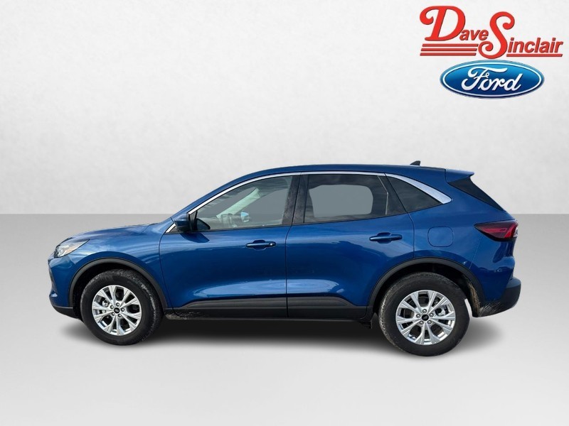 Ford Escape Vehicle Full-screen Gallery Image 10