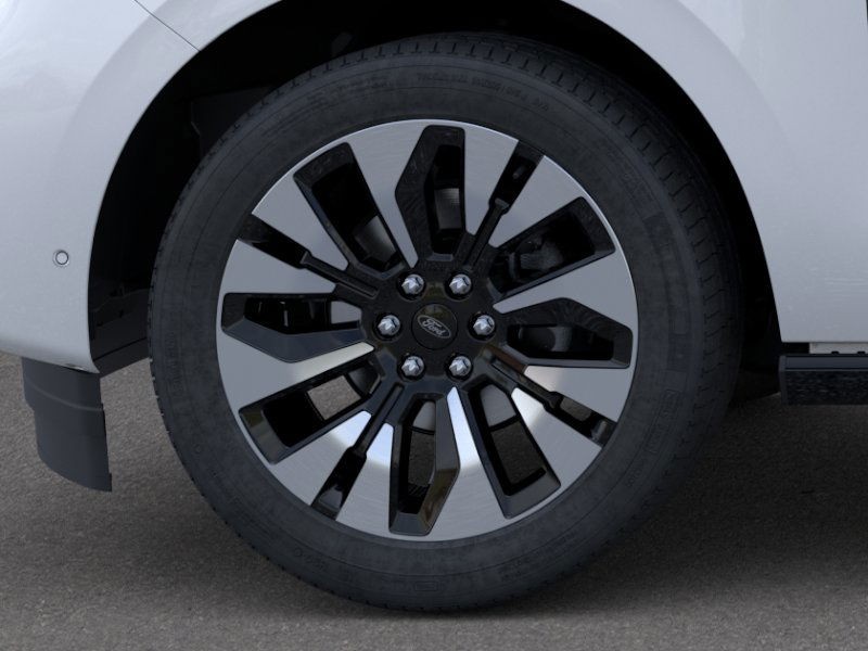 Ford Expedition Vehicle Full-screen Gallery Image 21